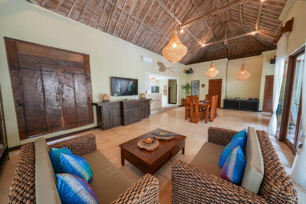 Chandi 2 - Legian - - 5 Bedroom 4 Bathroom - Great Location ! Villa *