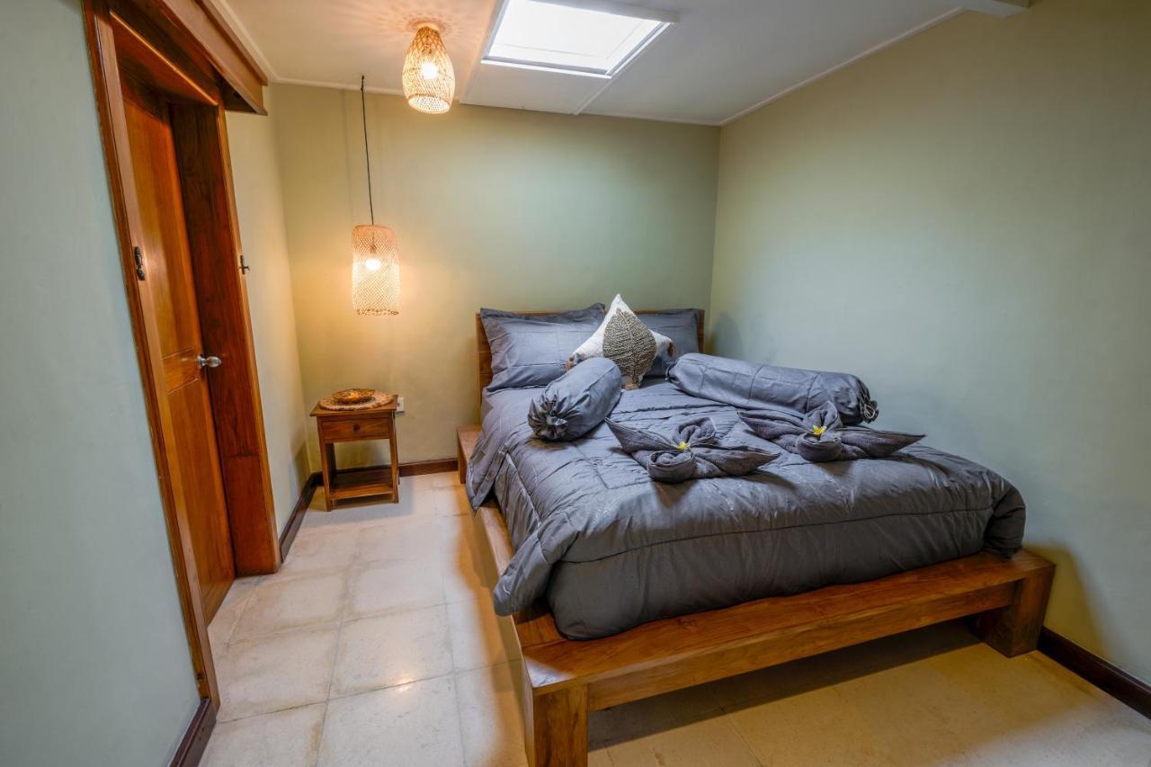 Chandi 2 - Legian - - 5 Bedroom 4 Bathroom - Great Location ! Villa